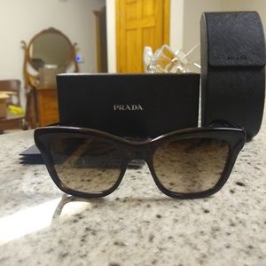 NWT PRADA Women's Sunnies SPR 16P 2AU-6S1